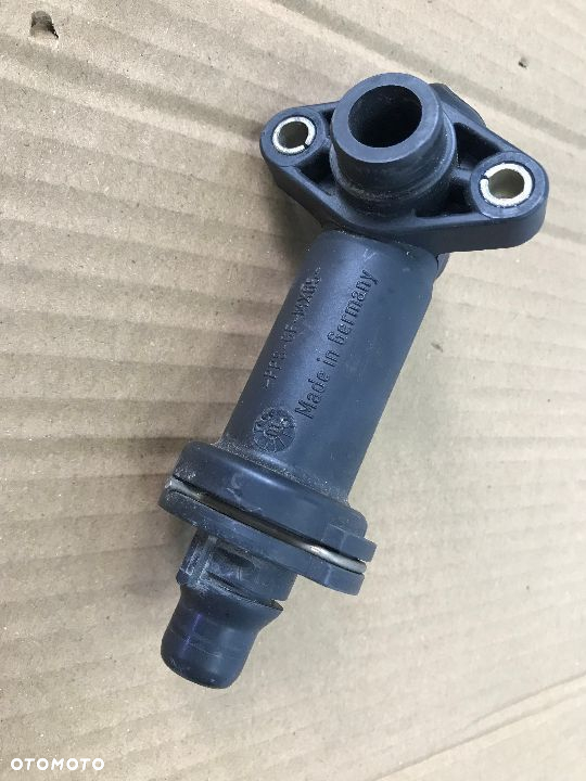 Obudowa termostatu Bmw 3 5 7 E46 E38 E39 E65 2.0d 3.0d M47 M57 TERMOSTAT EGR 2247723 - 3
