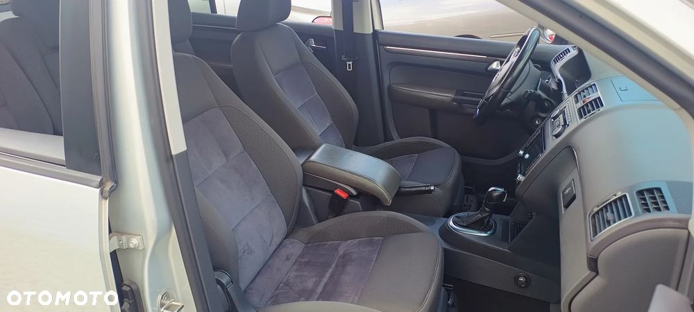 Volkswagen Touran 1.4 TSI Highline DSG - 7