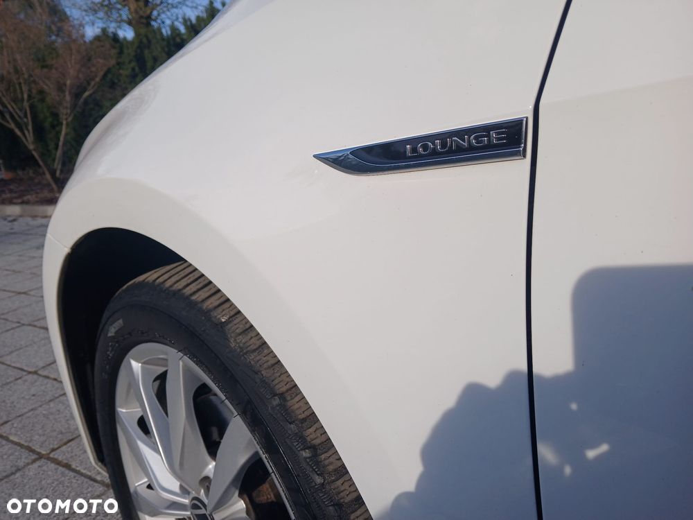 Volkswagen Golf 1.6 TDI BlueMotion Technology Lounge - 23