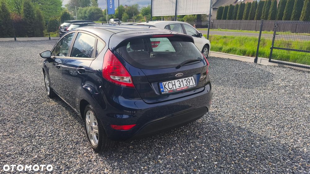 Ford Fiesta 1.25 Champions Edition - 6
