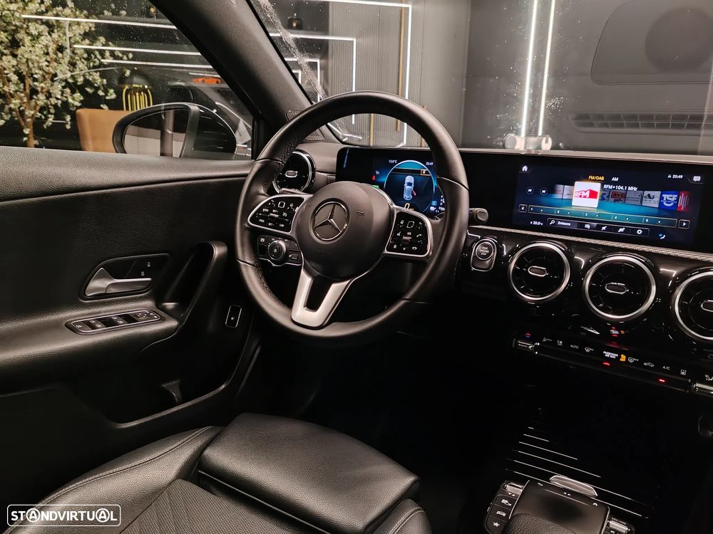 Mercedes-Benz A 250 e Style Plus - 17