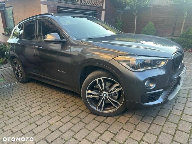 BMW X1 xDrive25d Advantage sport - 2