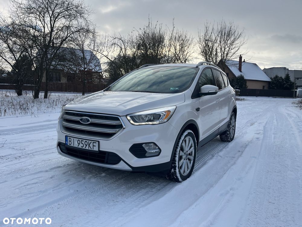 Ford Kuga 1.5 EcoBoost 4WD Titanium - 9