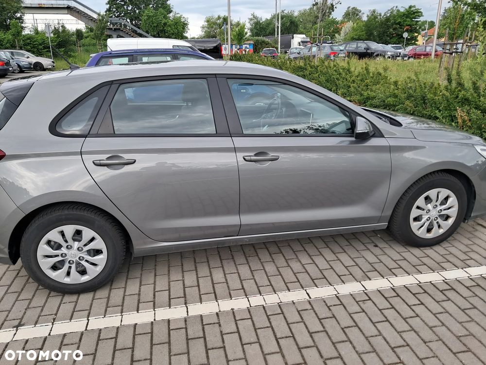 Hyundai i30 1.4 Classic + - 7
