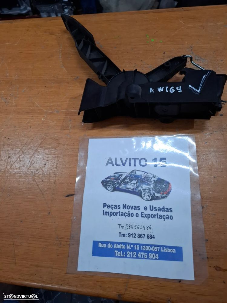 Pedal Mercedes Classe A W169  ref : 91736020 - 1