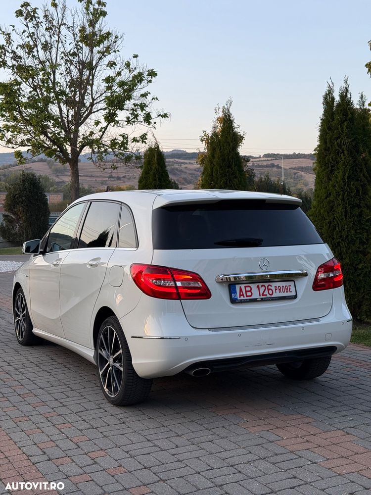 Mercedes-Benz B 200 - 5