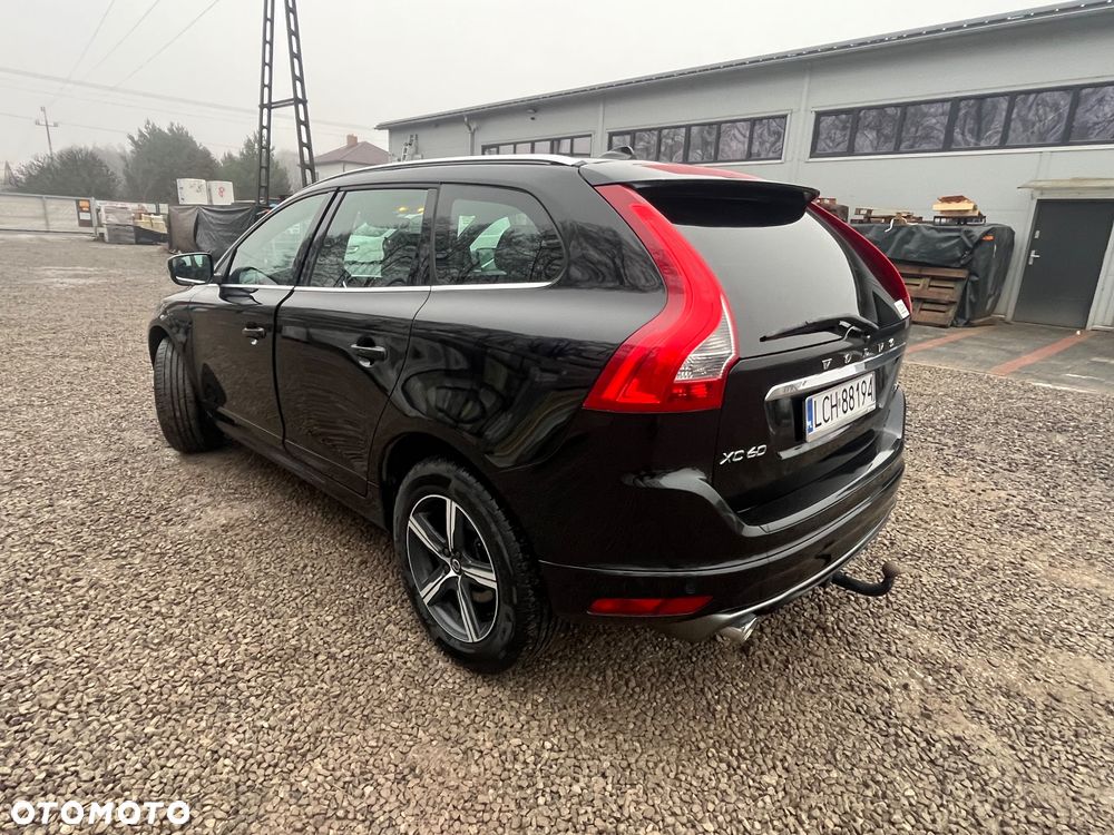 Volvo XC 60 D3 Drive-E R-Design Kinetic - 12