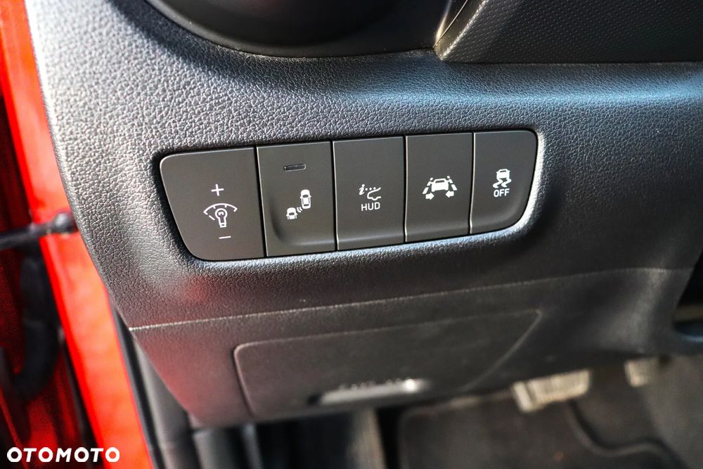 Hyundai Kona 1.6 T-GDI DCT Premium - 7