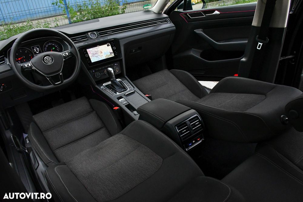 Volkswagen Passat 2.0 TDI DSG Comfortline - 14