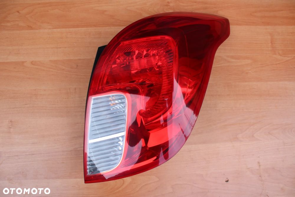 LAMPA PRAWY TYŁ TYLNA PRAWA OPEL MOKKA EUROPA