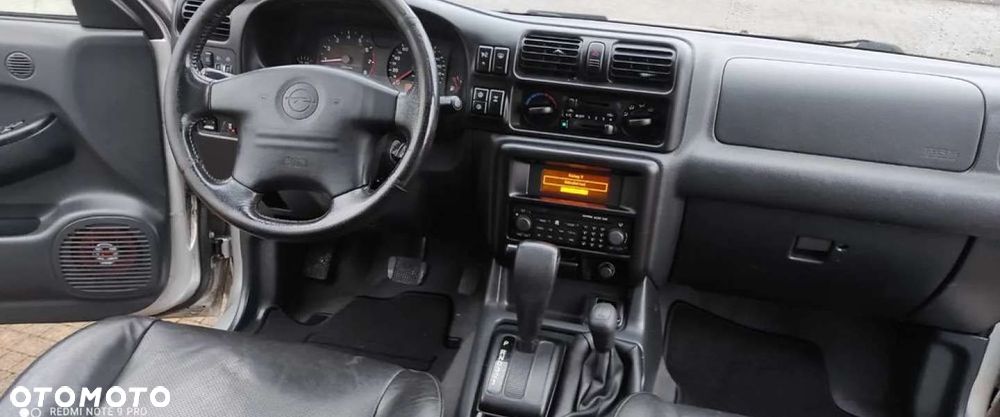 Opel Frontera 3.2 V6 Off Road - 8