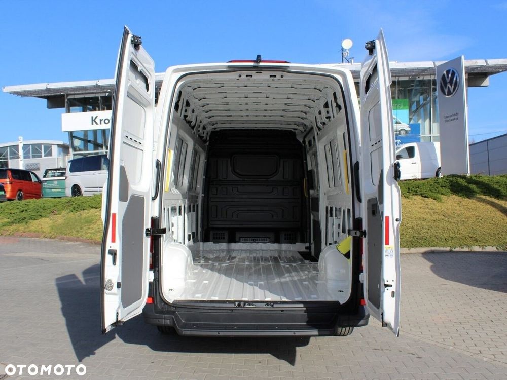 Volkswagen Crafter - 11