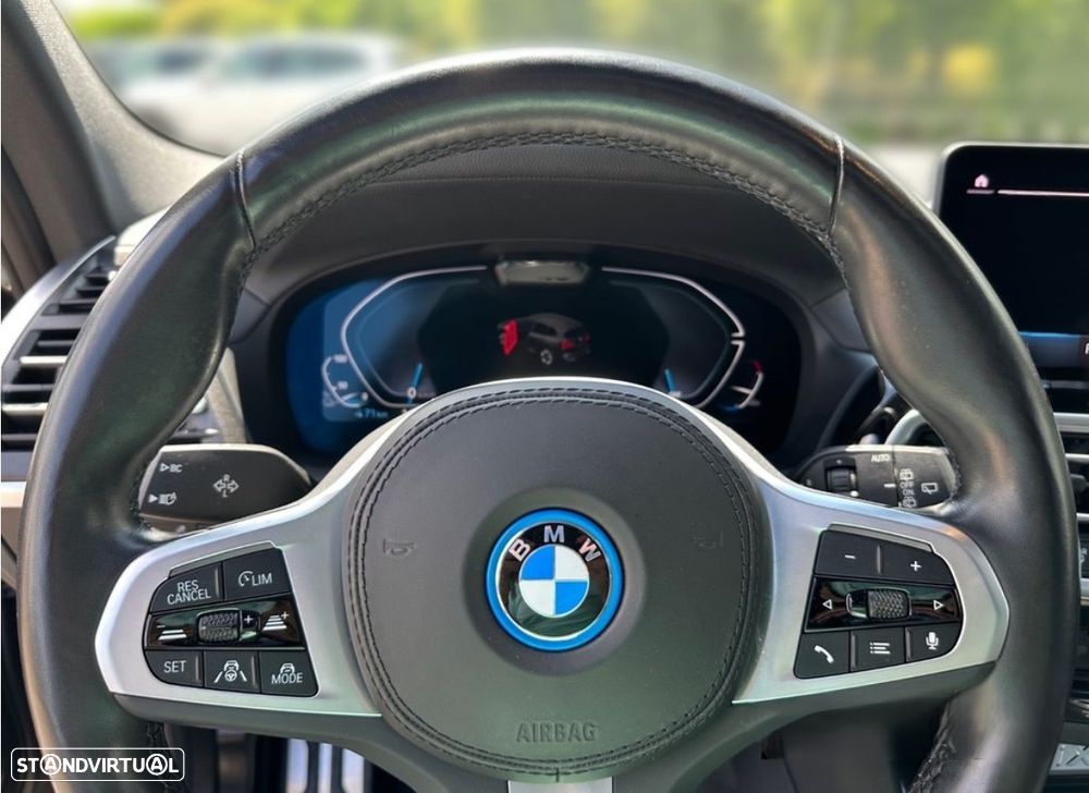 BMW iX3 M Sport Inspiring - 8