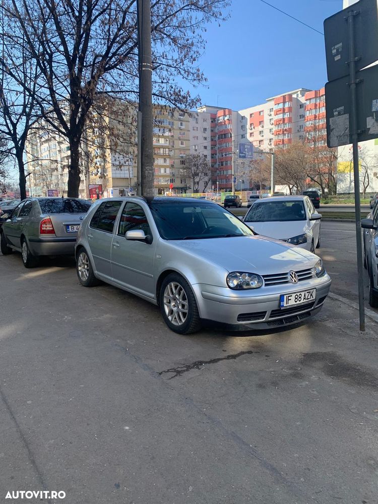 Volkswagen Golf 1.6 Basis - 4