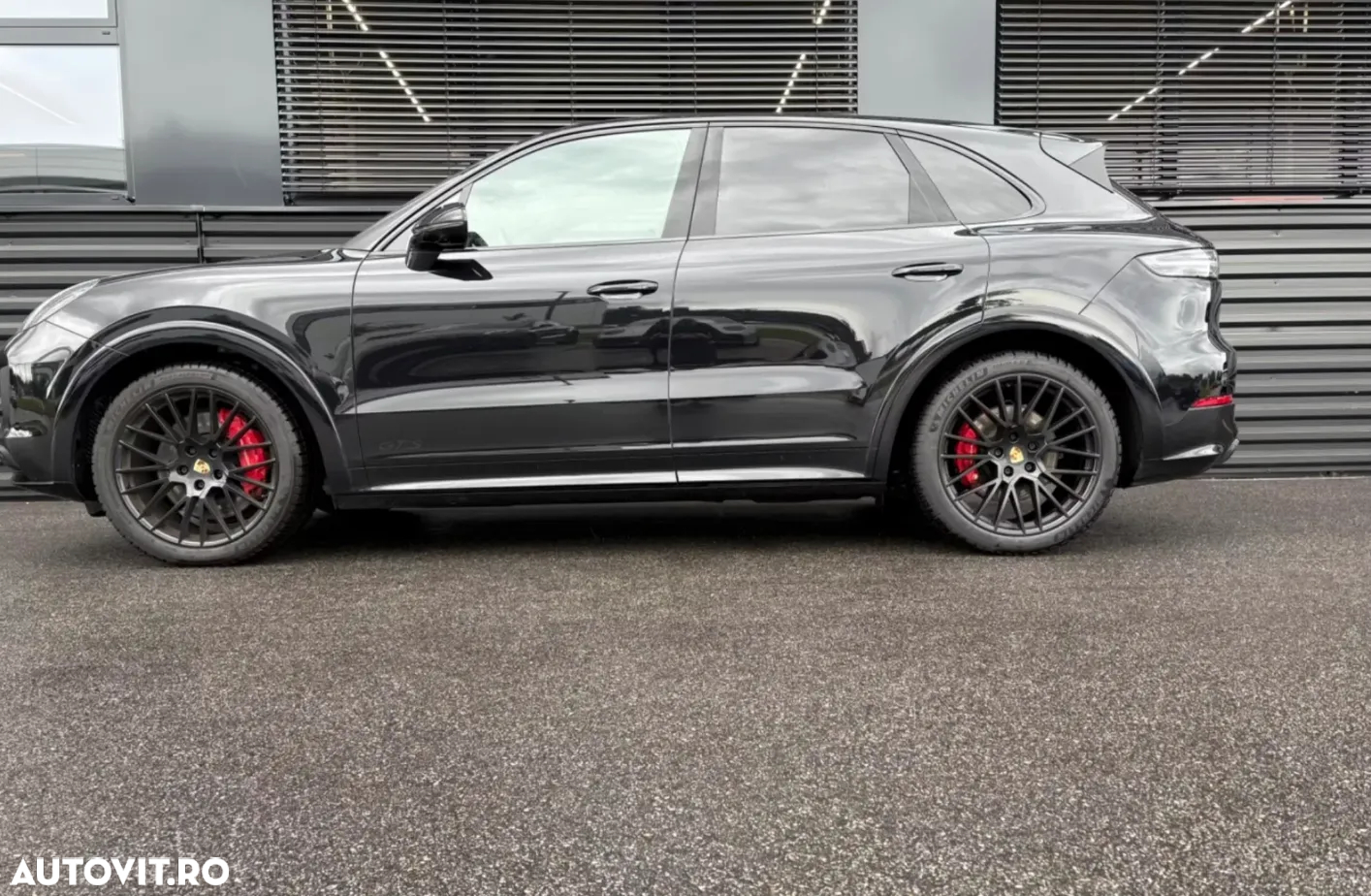 Porsche Cayenne - 3