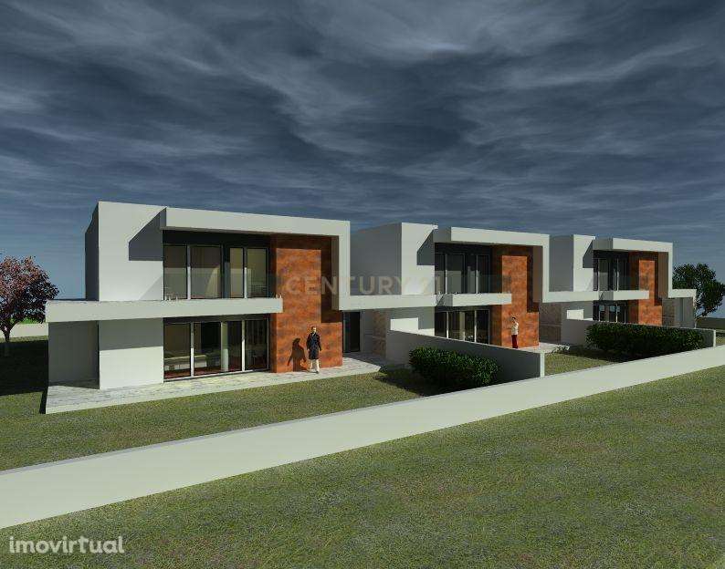 Moradia Moderna T3+1 em Construção - Ortigosa - Grande imagem: 2/5