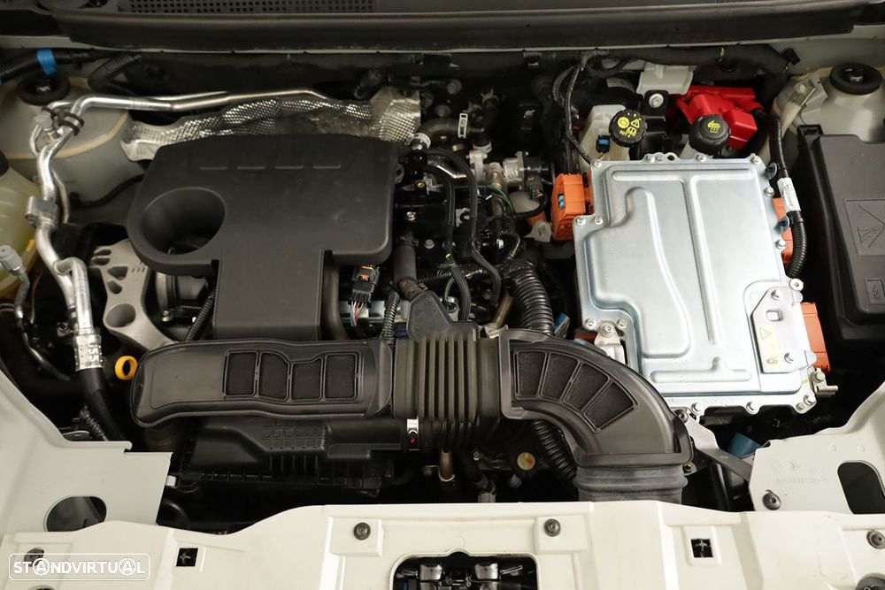 Dacia Duster 1.6 Hybrid Journey - 24