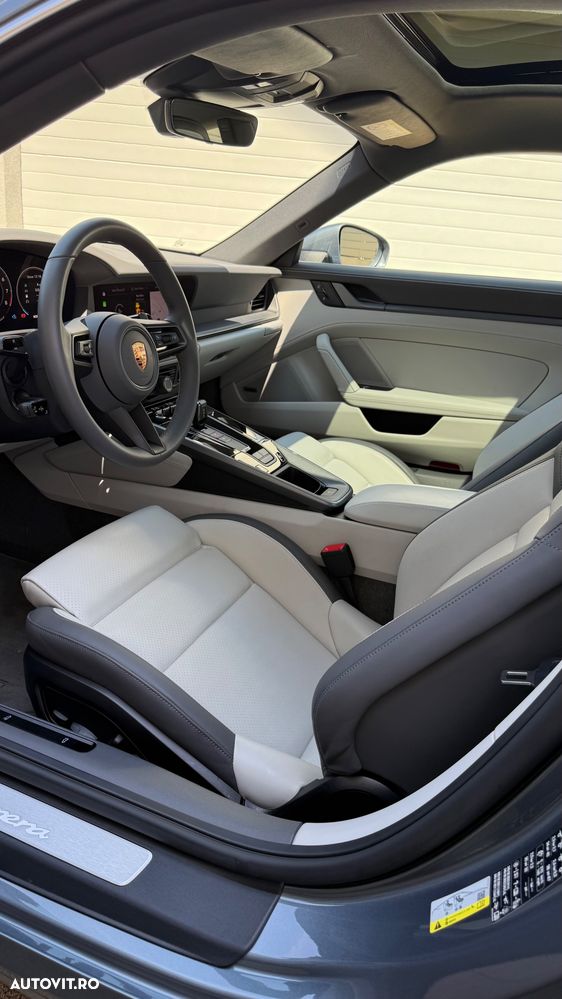 Porsche 911 - 8