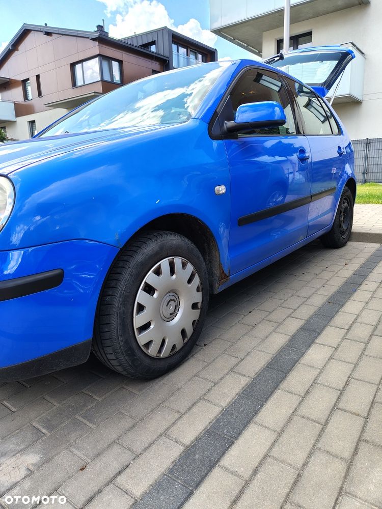 Volkswagen Polo - 2