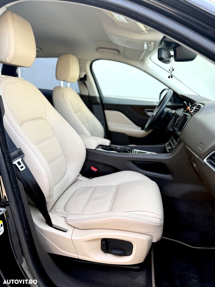 Jaguar F-Pace 20d AWD Prestige - 10