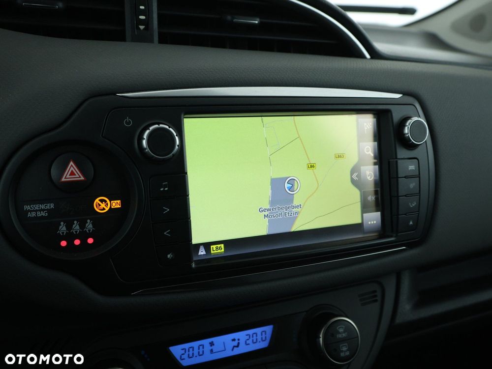 Toyota Yaris - 13