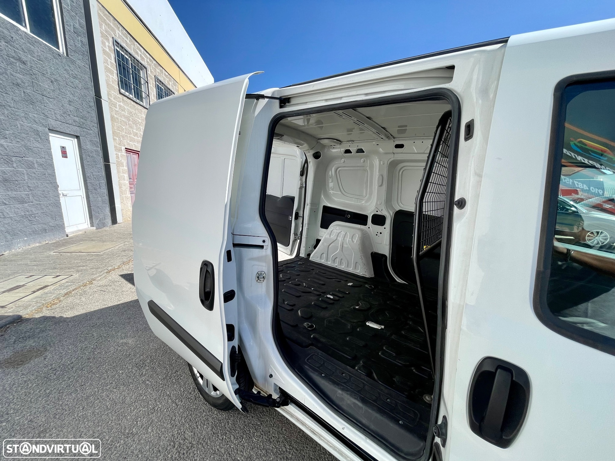 Fiat Doblo 1.3M-Jet IVA DEDUTIVEL - 12