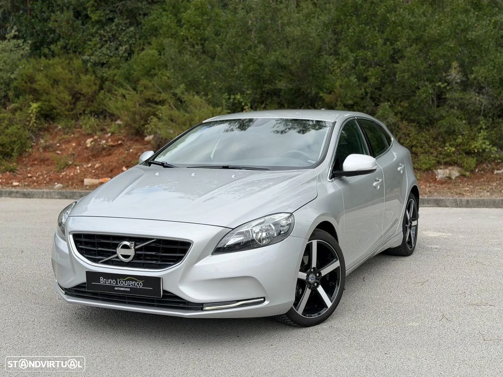 Volvo V40 1.6 D2 Momentum - 11