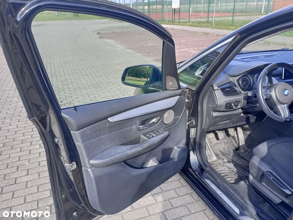 BMW Seria 2 218i - 18