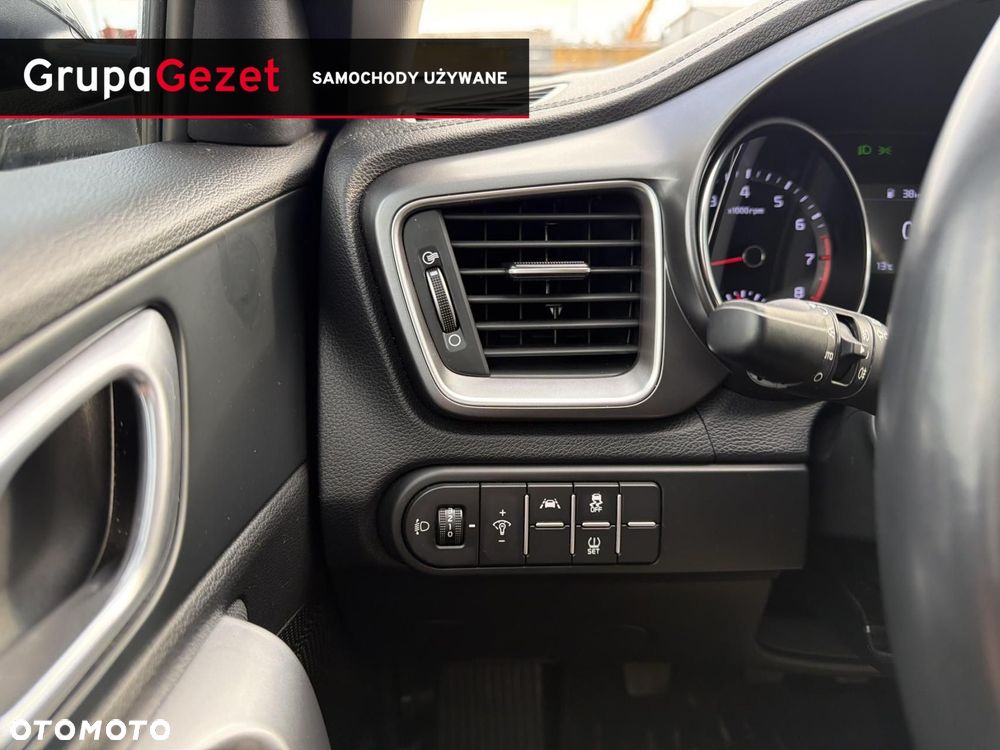 Kia XCeed 1.5 T-GDI M - 20