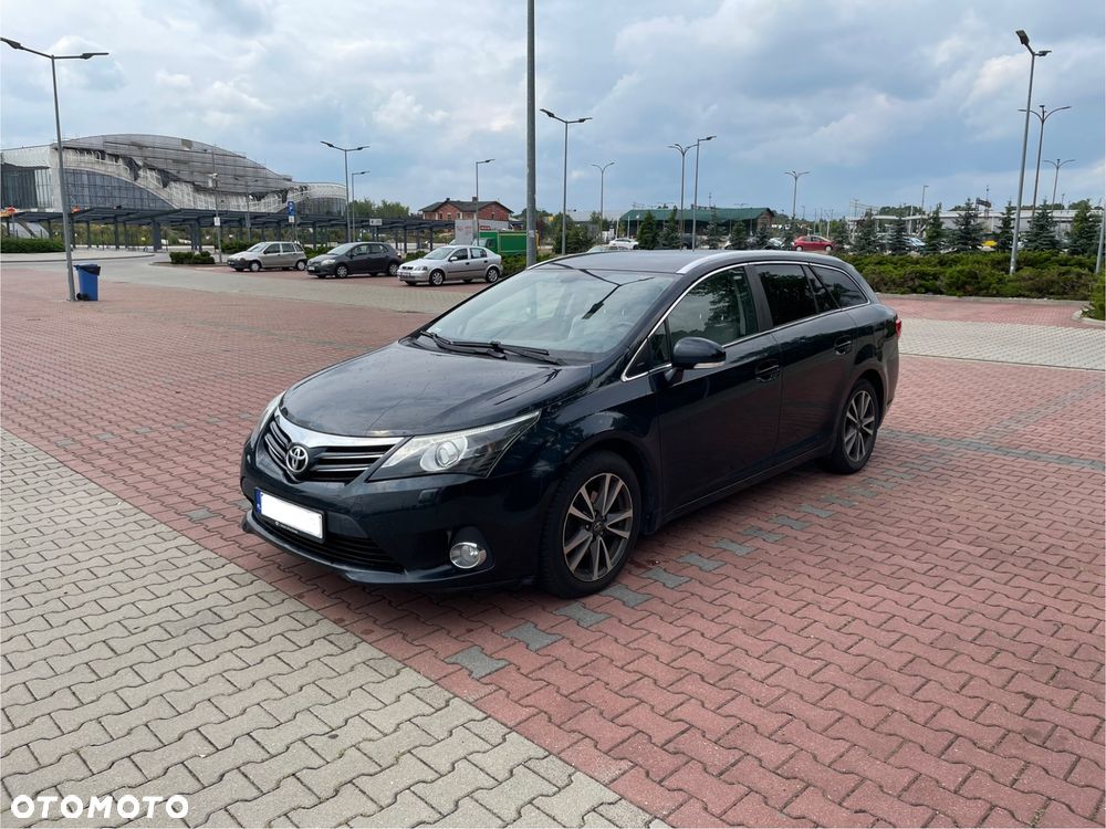 Toyota Avensis 2.0 D-4D Platinium - 10