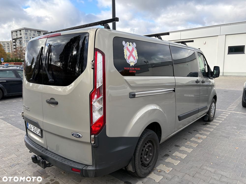 Ford Transit Custom - 13
