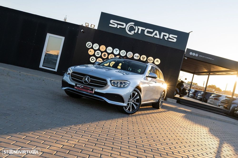 Mercedes-Benz E 300 de Avantgarde 4Matic - 1