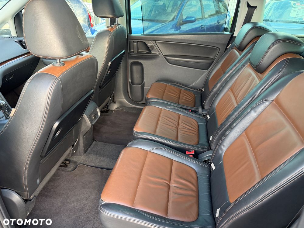 Volkswagen Sharan 2.0 TSI Highline DSG - 10