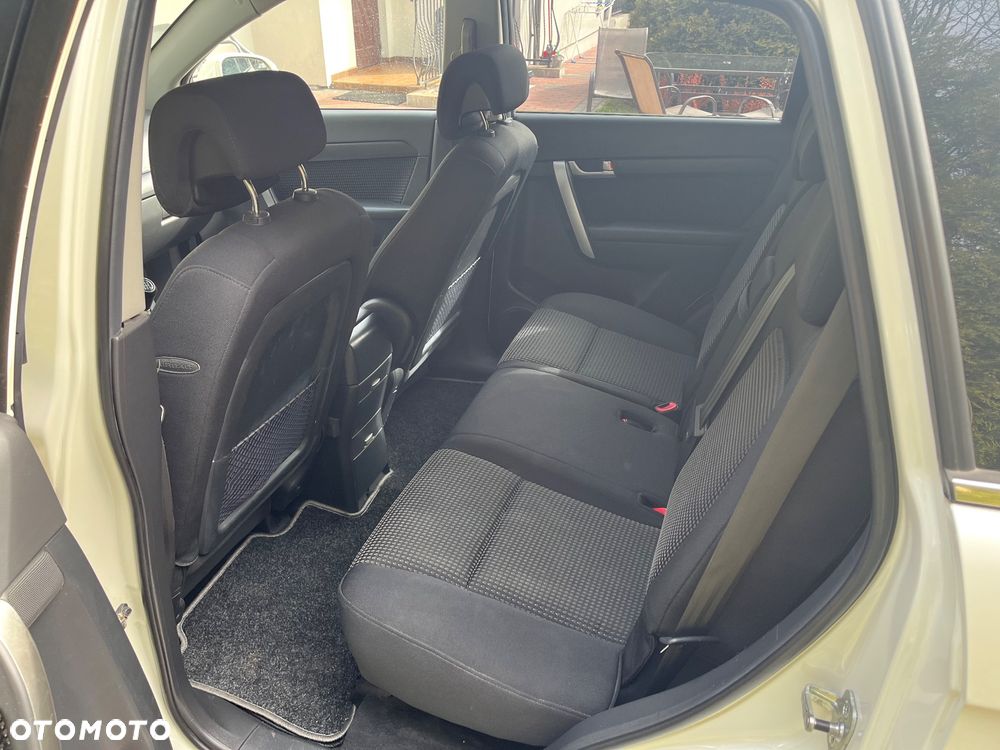 Chevrolet Captiva 2.4 2WD 5 Sitzer LS - 10
