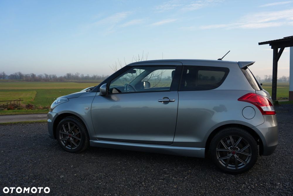 Suzuki Swift - 35