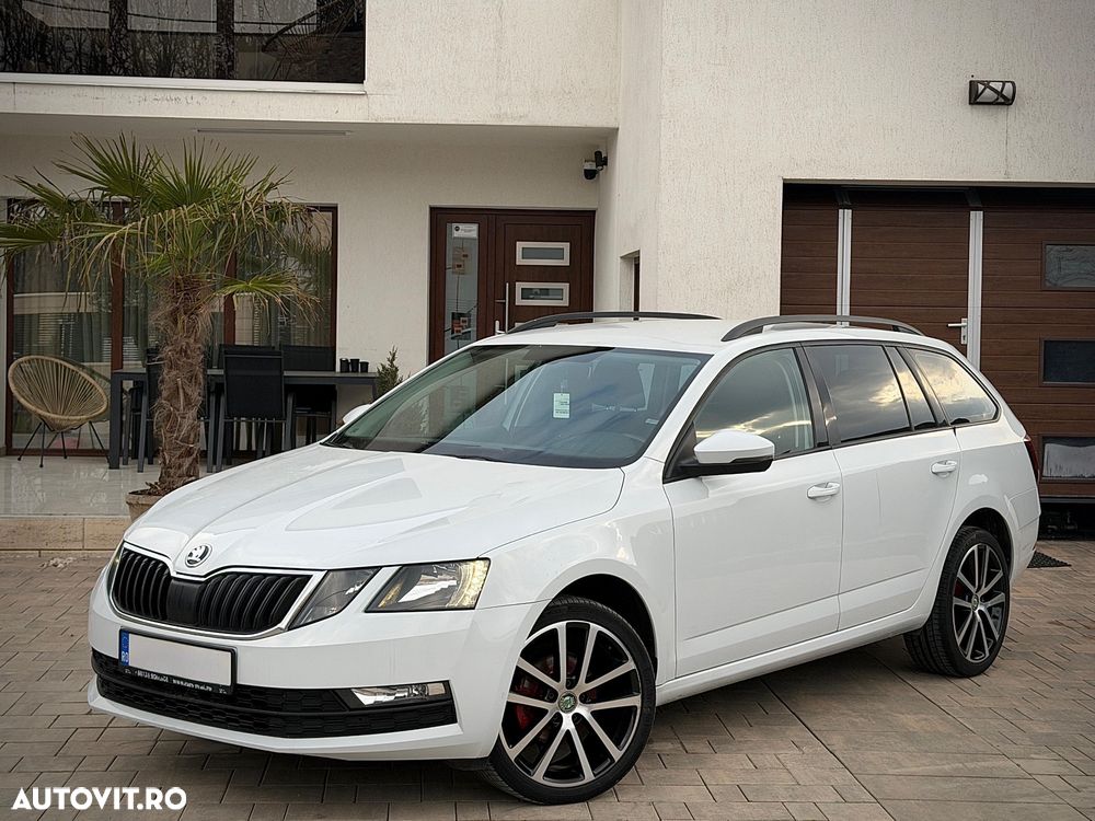 Skoda Octavia 1.6 TDI DSG Ambition - 2