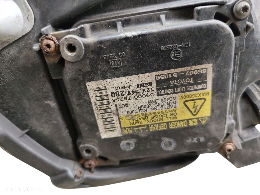 LAMPA PRAWY PRZÓD TOYOTA AVENSIS T27 (2009-2011) 2.0 VVT-I 152KM H279HR-AE - 5