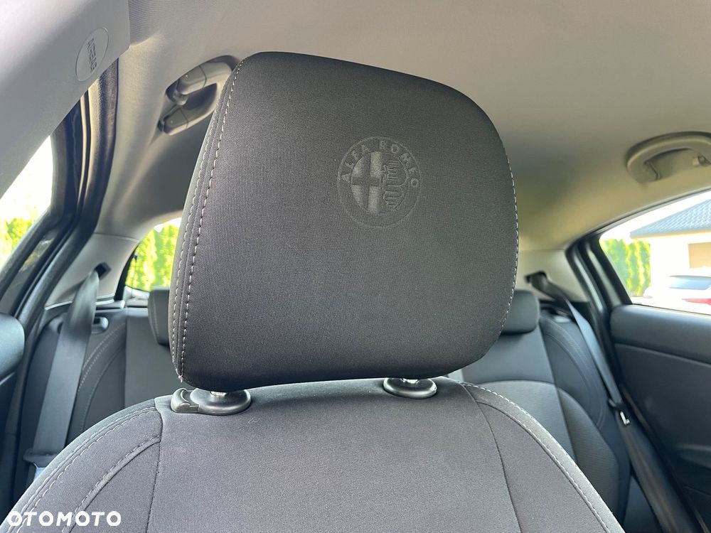 Alfa Romeo Giulietta - 24