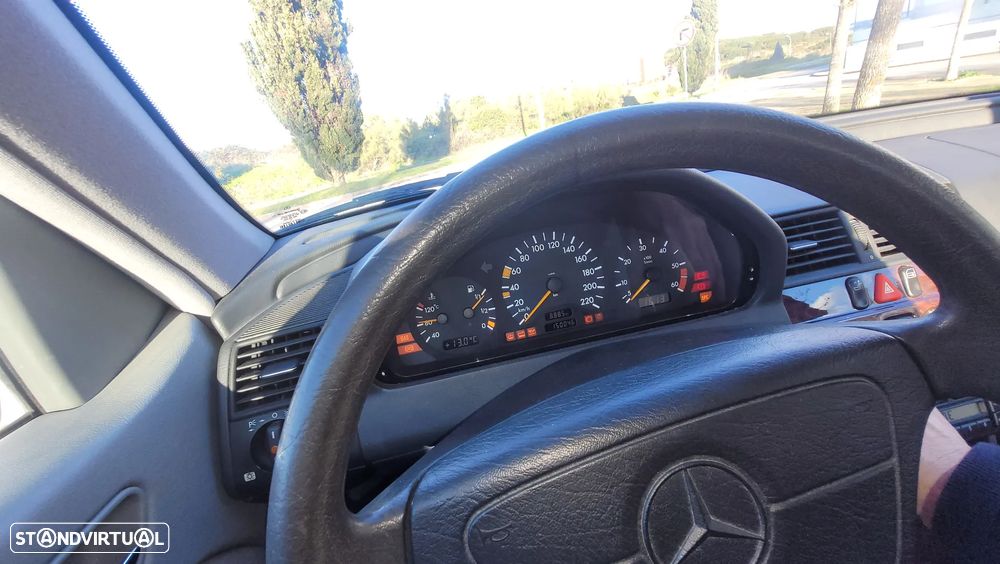 Mercedes-Benz C 200 D Classic - 23