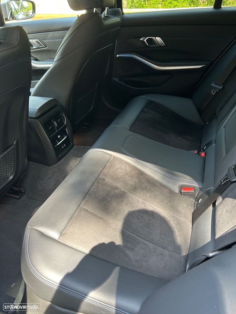 BMW 330 e Pack M Auto - 19