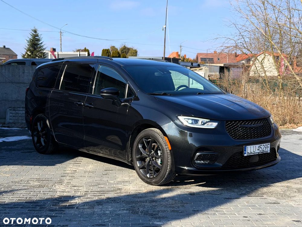 Chrysler Pacifica - 5