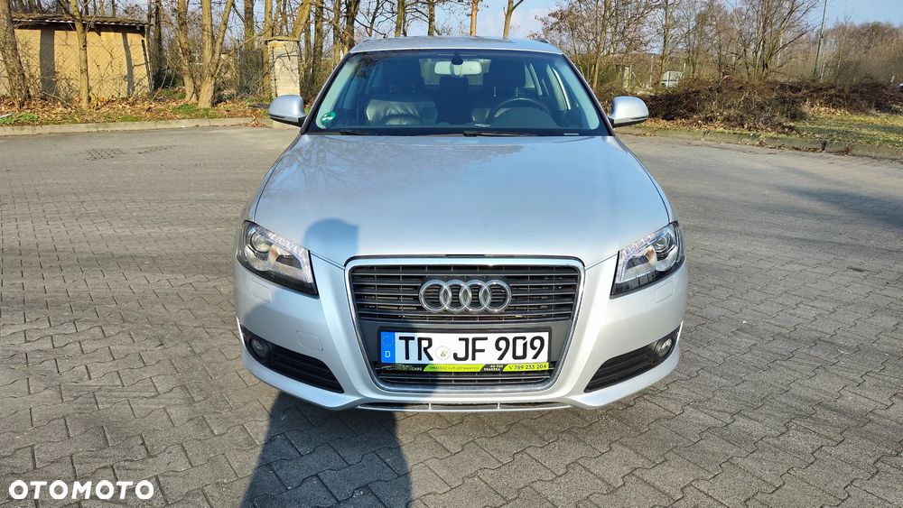 Audi A3 Sportback 1.6 TDI DPF Attraction - 15