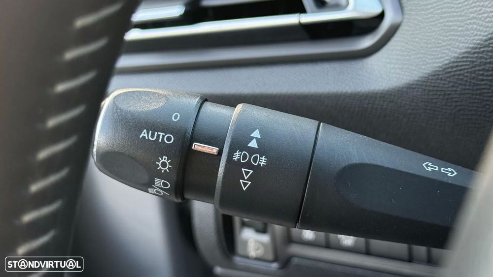 Peugeot 308 SW 1.6 BlueHDi Allure - 40