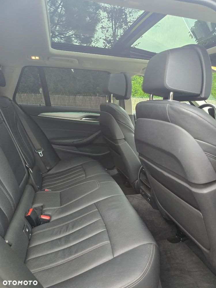 BMW Seria 5 518d mHEV Luxury Line sport - 16