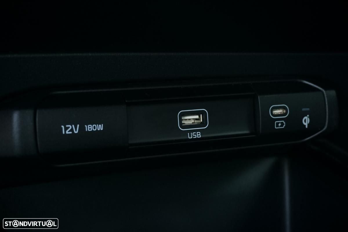 Kia Niro EV 64kWh Tech - 28