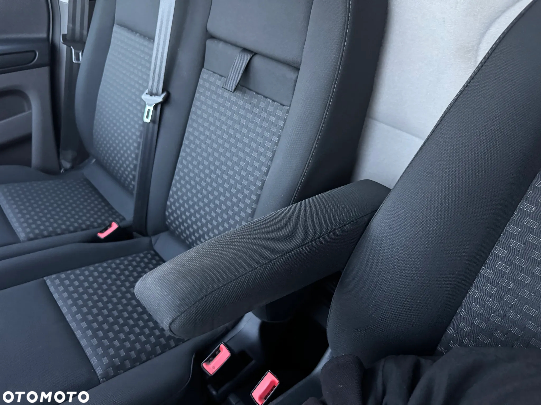 Ford TRANSIT CUSTOM - 17