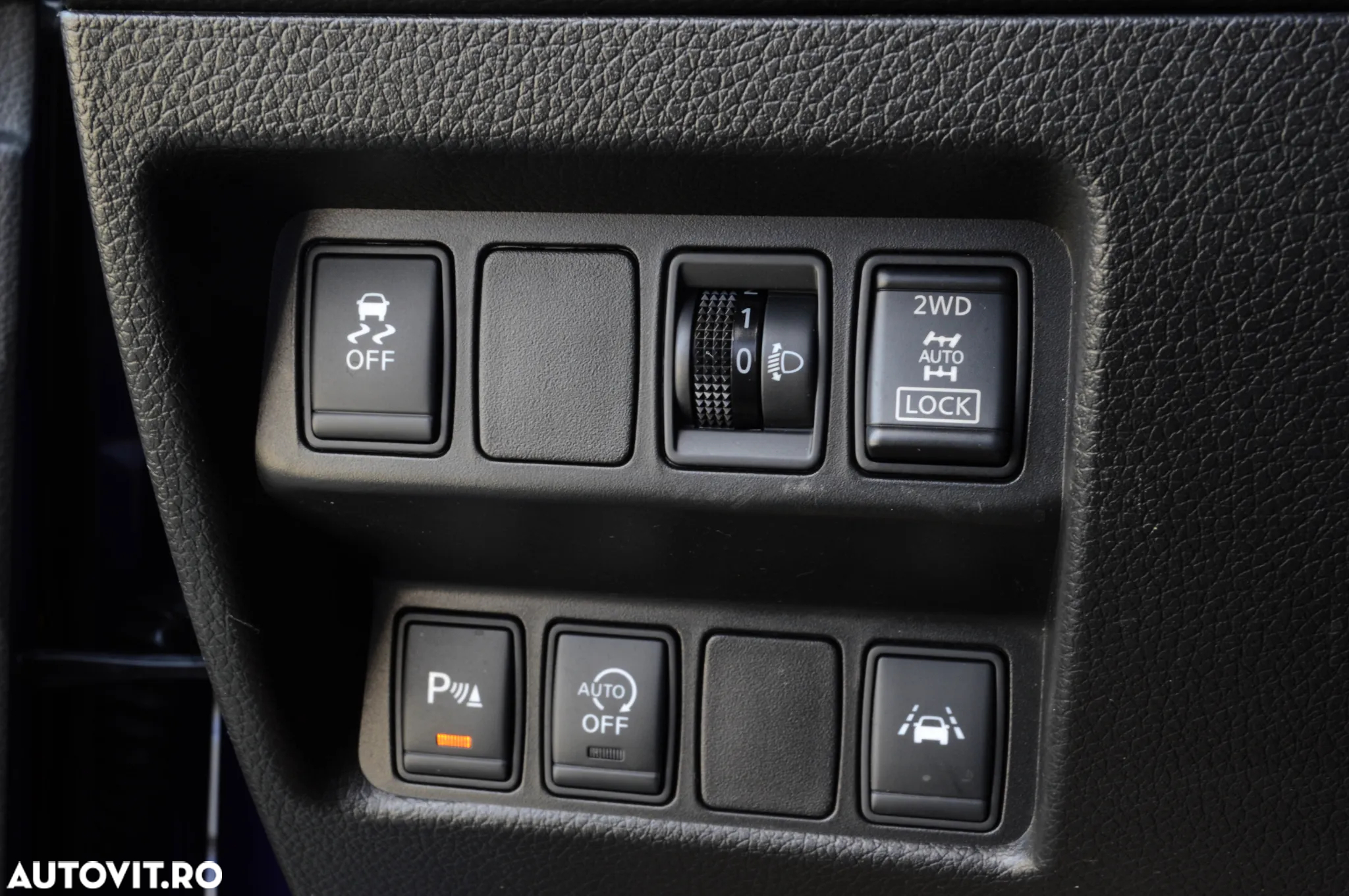 Nissan Qashqai 1.6 DCI Start/Stop 4X4-i Tekna - 27