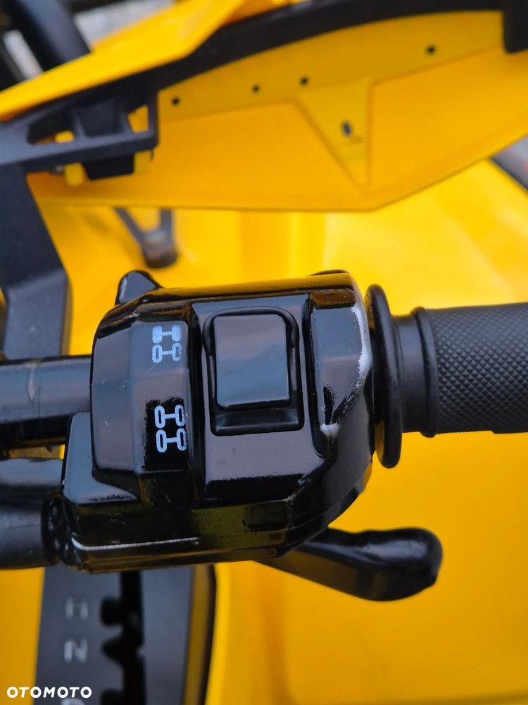 Can-Am Outlander Max - 10
