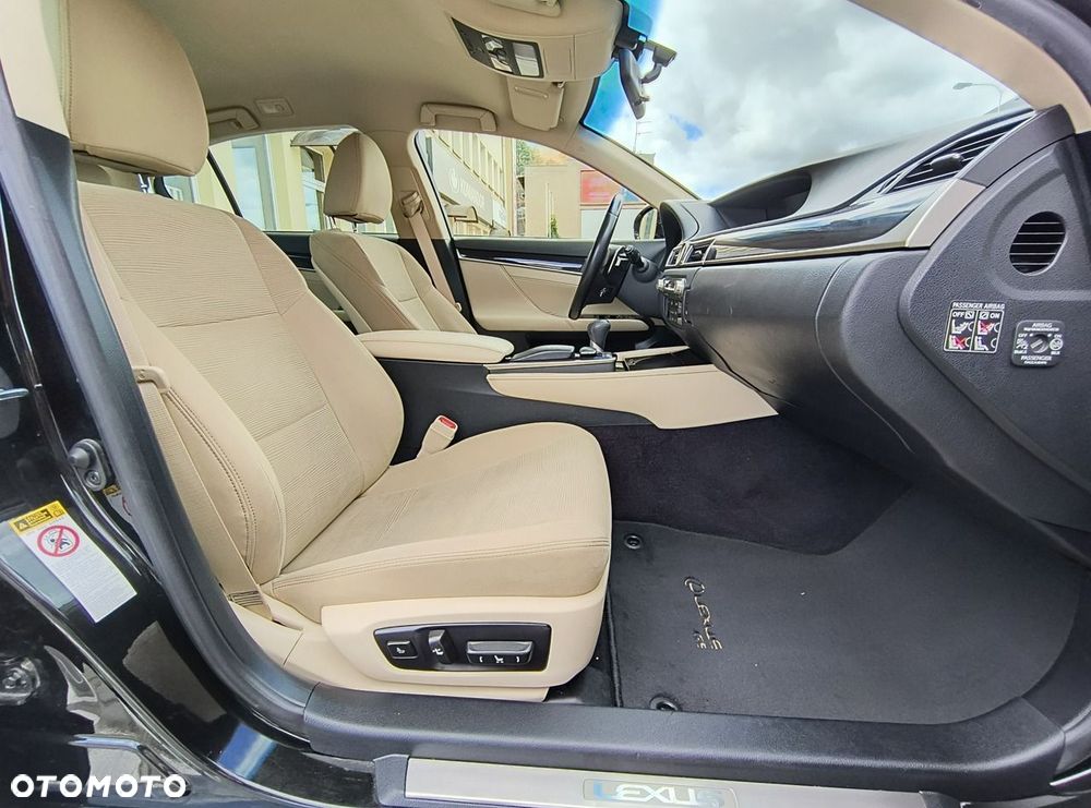 Lexus GS - 24