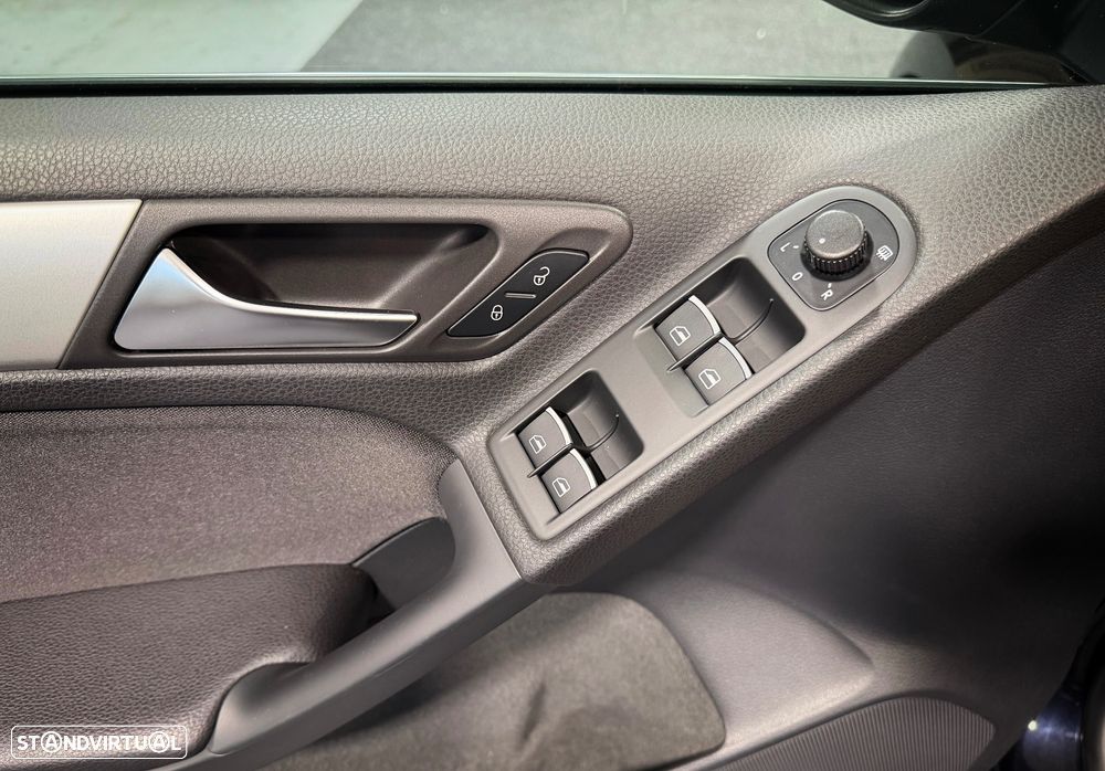 VW Golf Cabriolet 1.2 TSI BlueMotion Life - 19